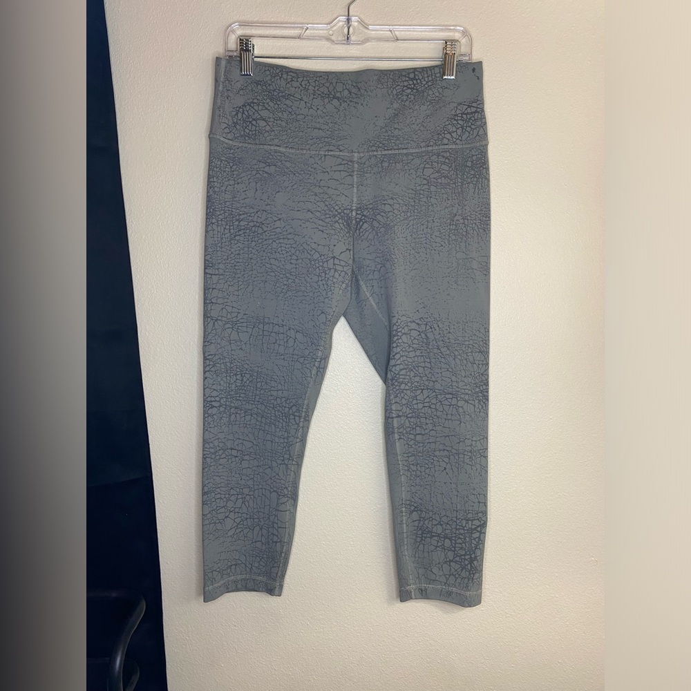 Lululemon Wunder Train High-Rise crop 23” leggings size 12 - Picture 3 of 8